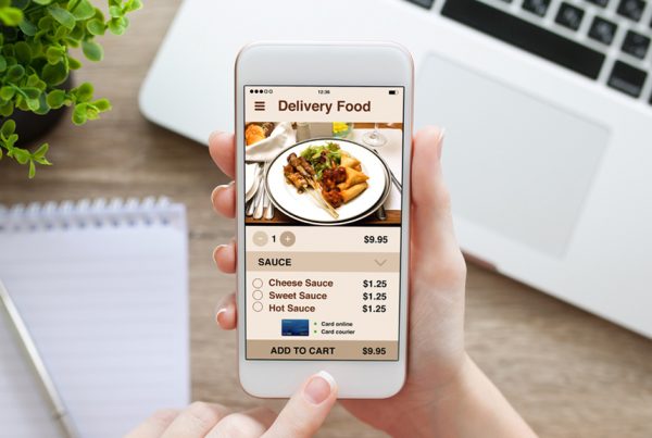 Reasons Why Restaurants Should Allow Customers To Order Online